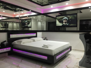  MOTEL LIBIDUS - Foz do Iguaçu  Фос-Ду-Игуасу
